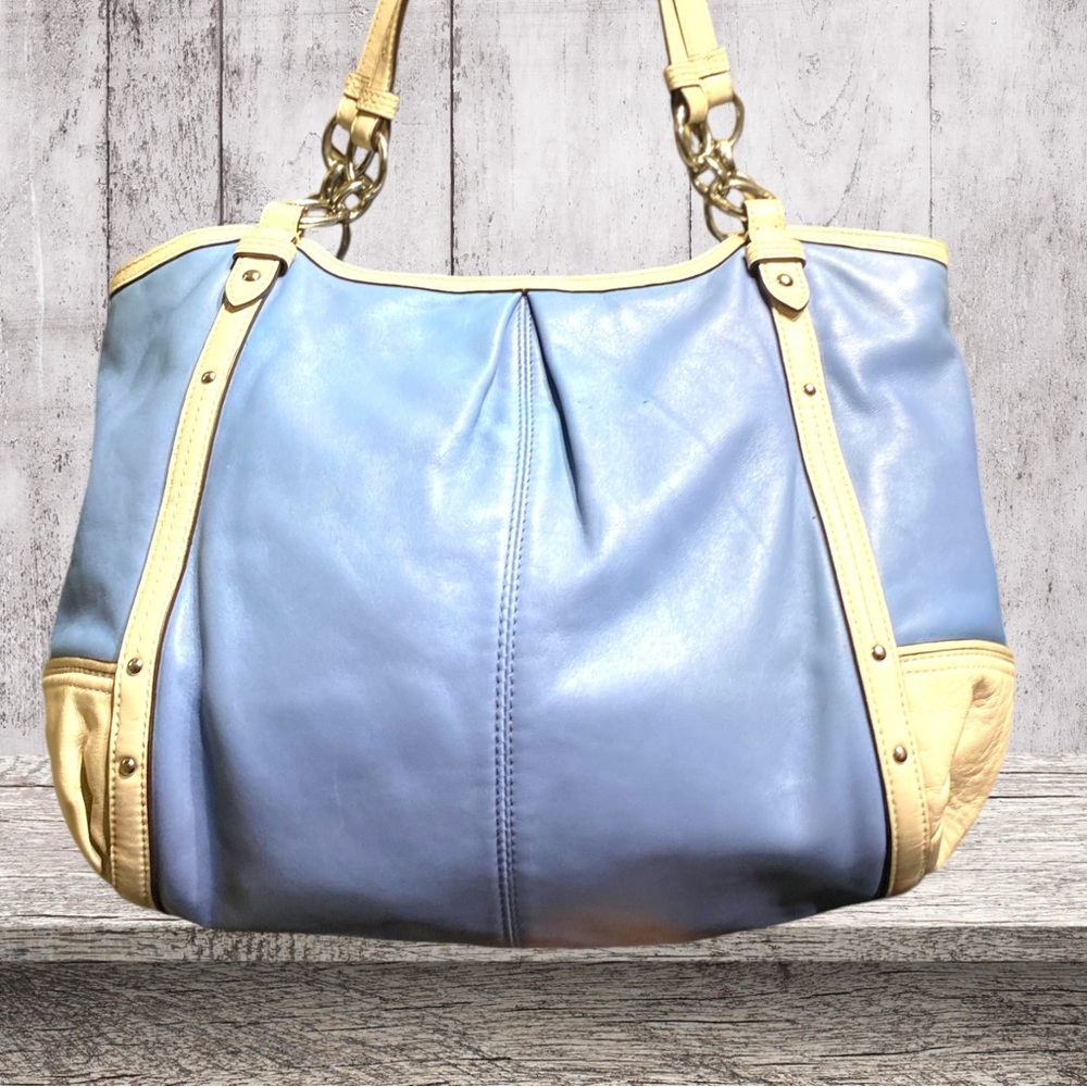 COACH Vintage Alexandra Chain Lt Blue & Cream Leather Large Tote HandBag F20812 - Picture 2 of 12